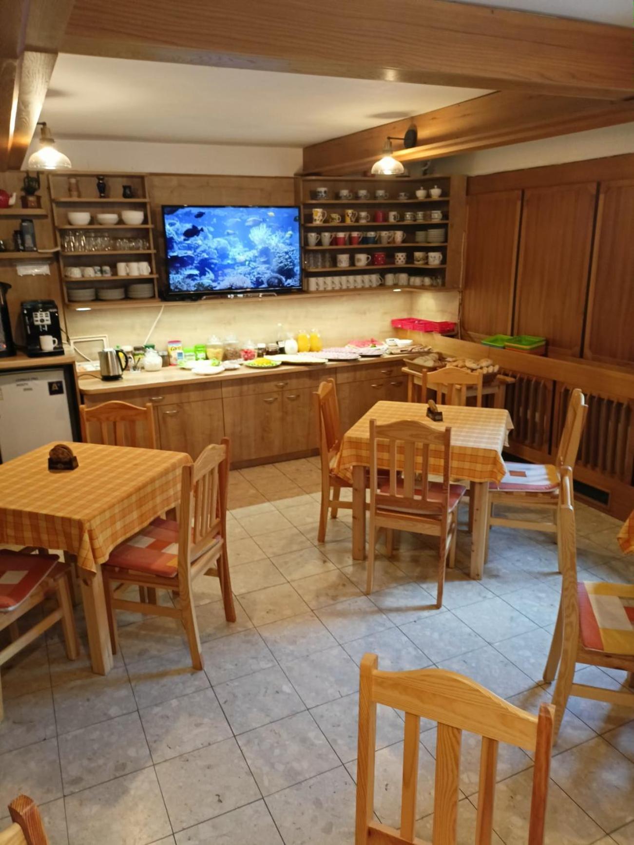 Teplice nad Metují Pension Tara מראה חיצוני תמונה